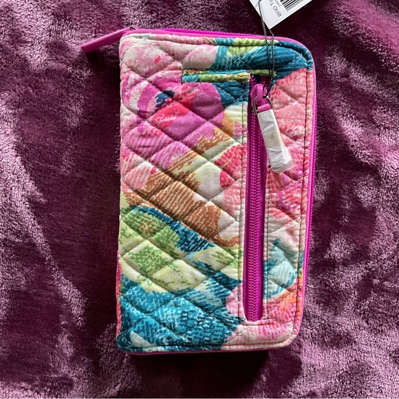 Vera Bradley RFID Turnlock Wallet in Superbloom - Picture 3 of 5
